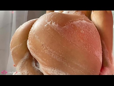 ❤️ Bruneta masturbuje kundu vibrátorem až k intenzivnímu orgasmu ve sprše ☑ Domácí porno u cs.sayhentai.ru ☑
